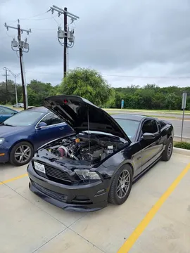 2011 Ford Mustang GT Premium Coupe 2D