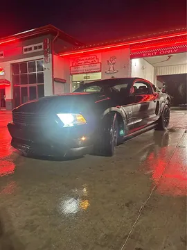 2011 Ford Mustang GT Premium Coupe 2D