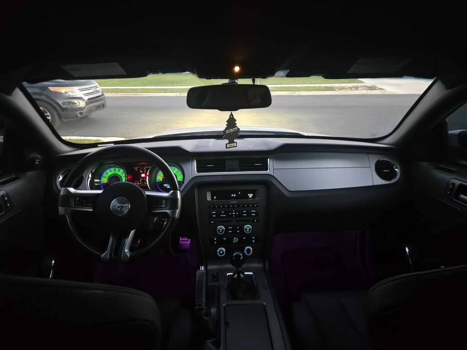 2011 Ford S197 Mustang GT - Image 9 of 13