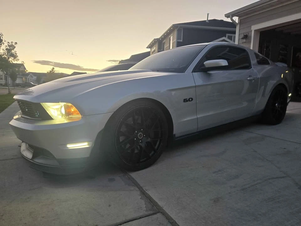 2011 Ford S197 Mustang GT - Image 2 of 13
