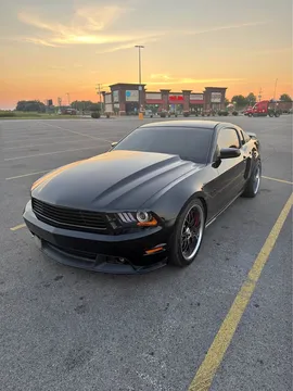 2011 Ford Mustang GT Premium Coupe 2D