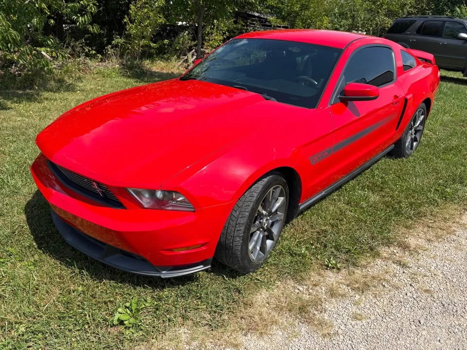 2011 Ford S197 Mustang GT - Image 2 of 10