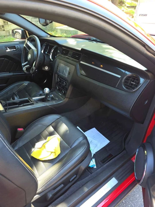 2011 Ford S197 Mustang GT - Image 7 of 11