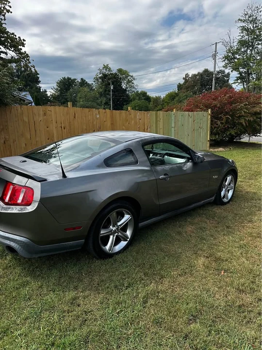 2011 Ford S197 Mustang GT - Image 3 of 11