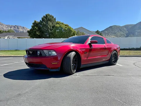 2011 Ford Mustang GT Premium Coupe 2D