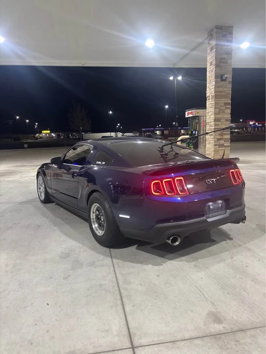 2011 Ford S197 Mustang GT - Image 9 of 17
