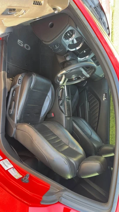 2011 Ford S197 Mustang GT - Image 11 of 15