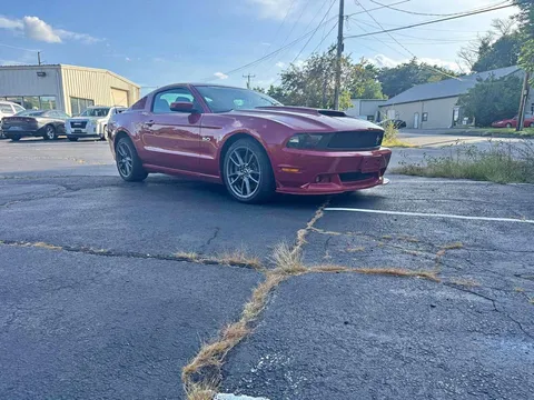 2011 Ford Mustang GT Premium Coupe 2D