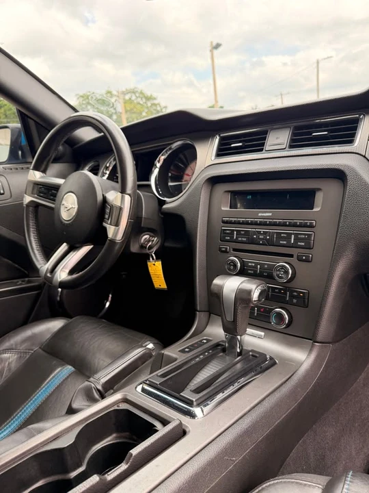 2011 Ford S197 Mustang GT - Image 16 of 18
