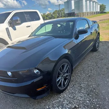 2011 Ford Mustang GT Premium