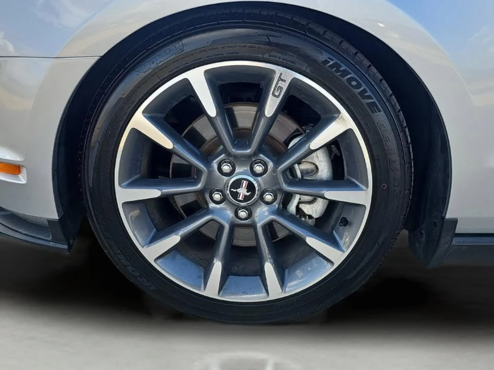 2011 Ford S197 Mustang GT - Image 11 of 20