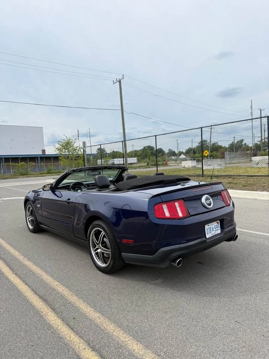 2011 Ford S197 Mustang GT - Image 10 of 16