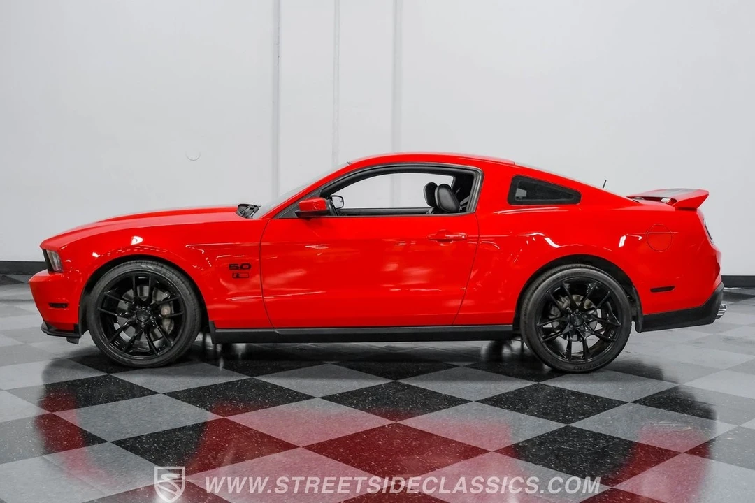 2011 Ford S197 Mustang - Image 3 of 21