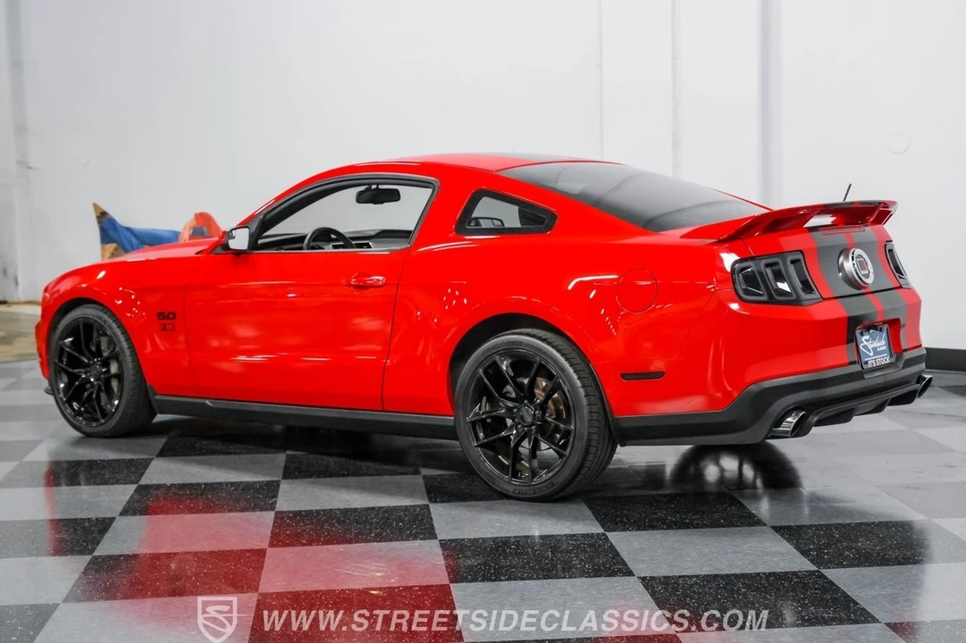 2011 Ford S197 Mustang - Image 7 of 21