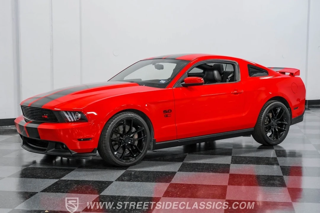 2011 Ford S197 Mustang - Image 6 of 21
