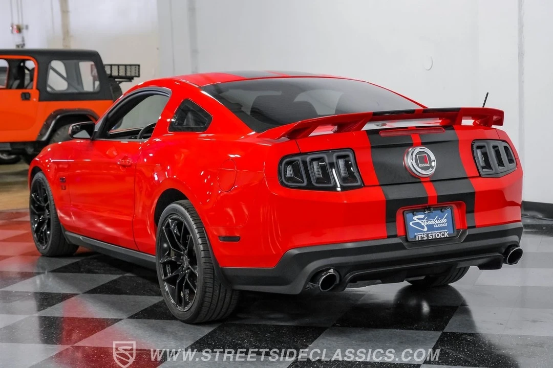 2011 Ford S197 Mustang - Image 9 of 21
