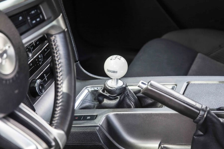2011 Ford S197 Mustang - Image 9 of 18