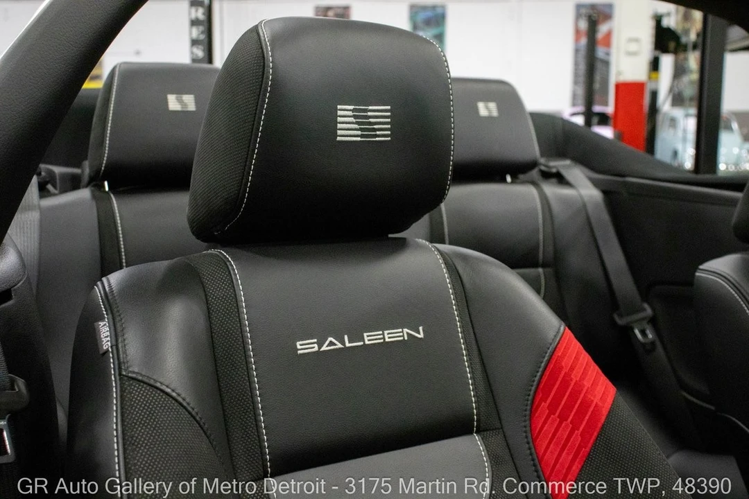 2011 Ford S197 Mustang - Image 30 of 31