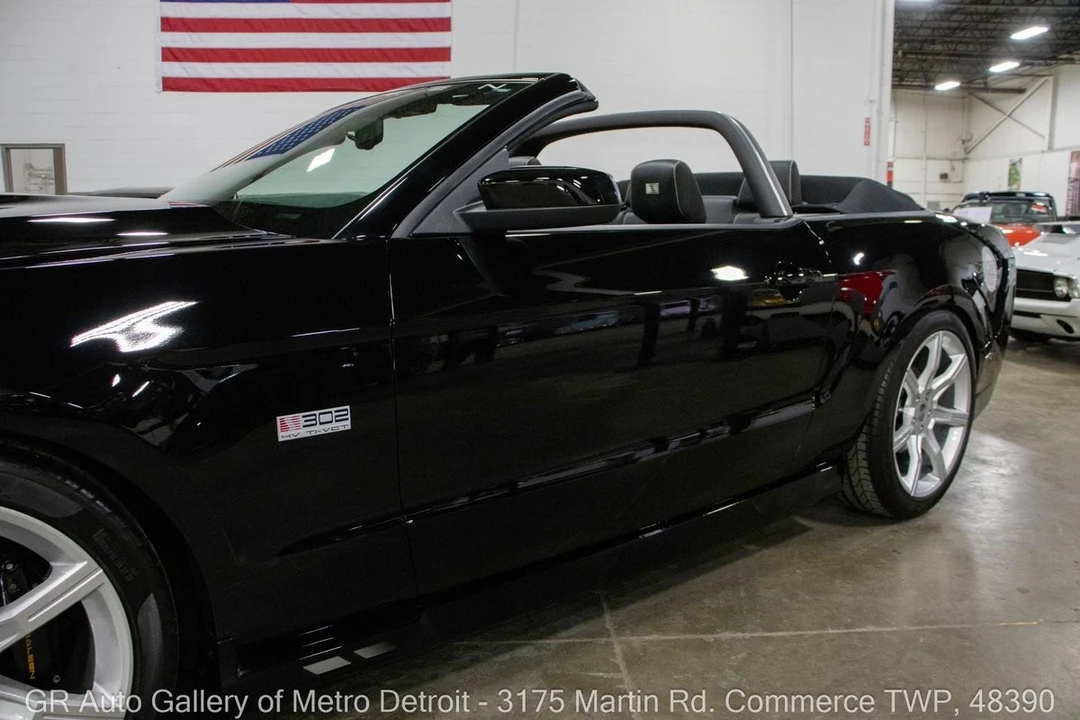 2011 Ford S197 Mustang - Image 22 of 31
