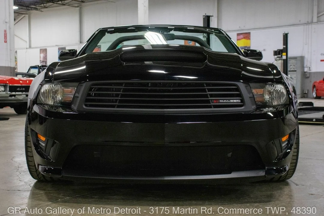 2011 Ford S197 Mustang - Image 13 of 31