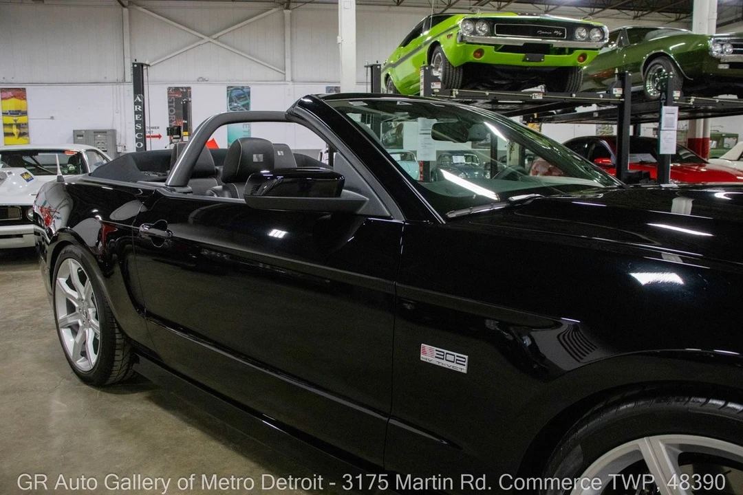 2011 Ford S197 Mustang - Image 25 of 31