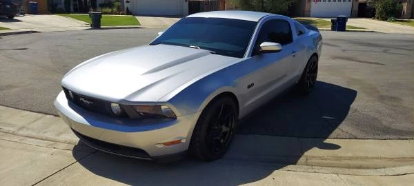 2011 Ford S197 Mustang - Image 13 of 21