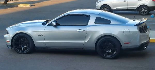 2011 Ford S197 Mustang - Image 14 of 21