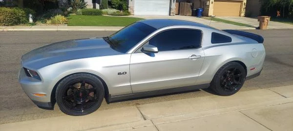 2011 Ford S197 Mustang - Image 10 of 21