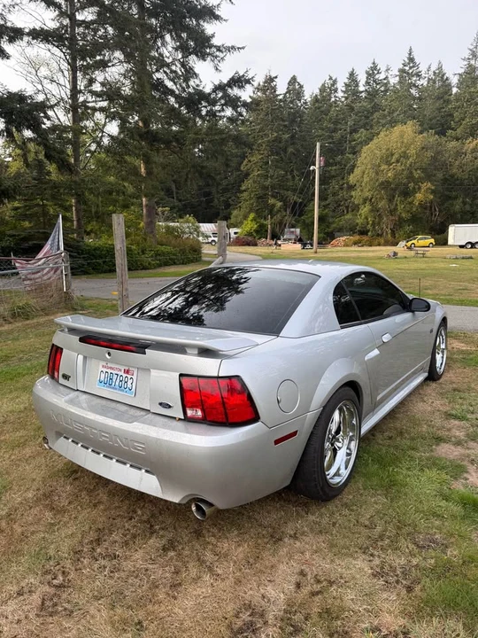 2011 Ford S197 Mustang GT - Image 3 of 3