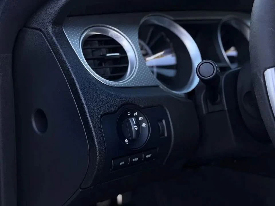 2011 Ford S197 Mustang GT - Image 12 of 20