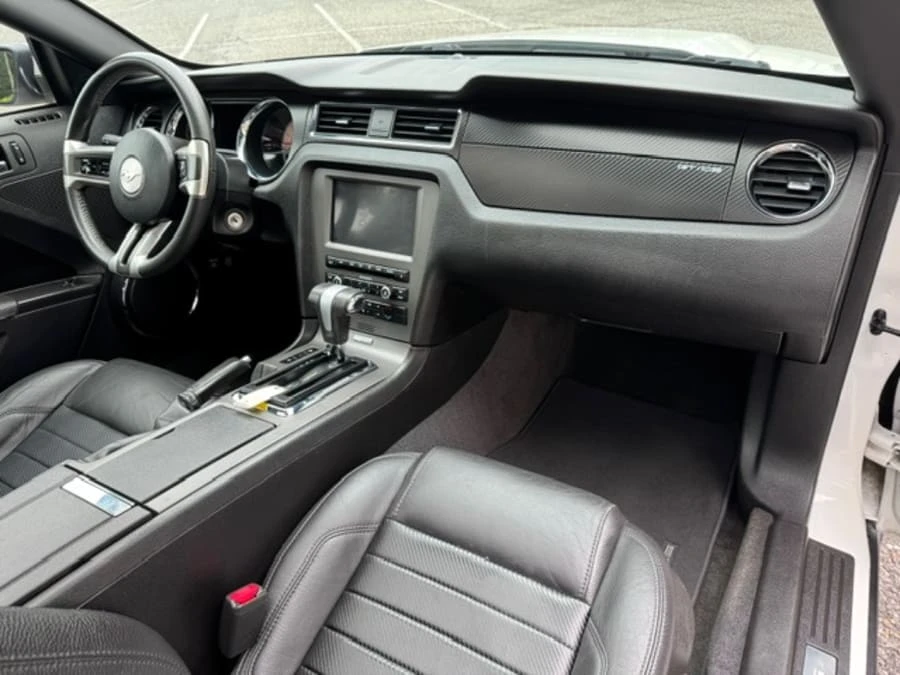 2011 Ford S197 Mustang - Image 14 of 23