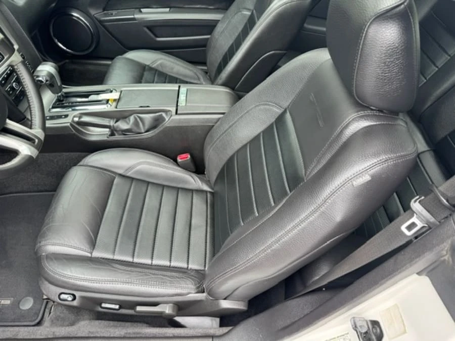2011 Ford S197 Mustang - Image 12 of 23