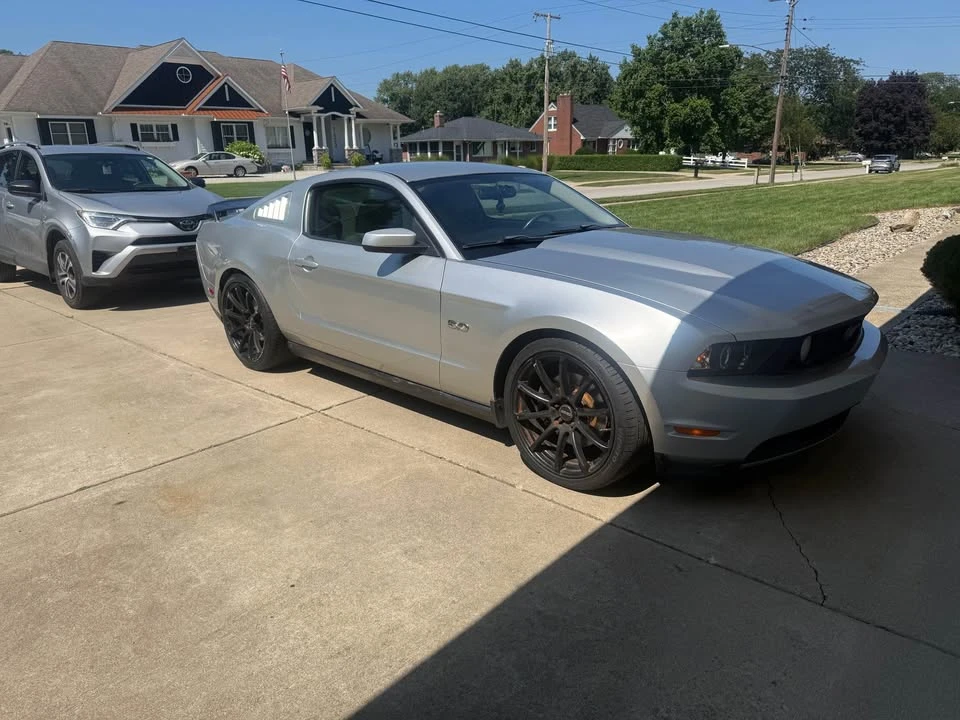2011 Ford S197 Mustang GT - Image 2 of 7