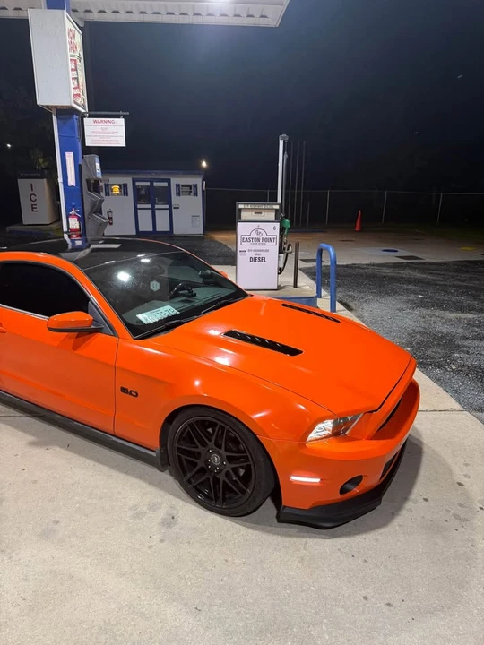 2011 Ford S197 Mustang GT - Image 8 of 16