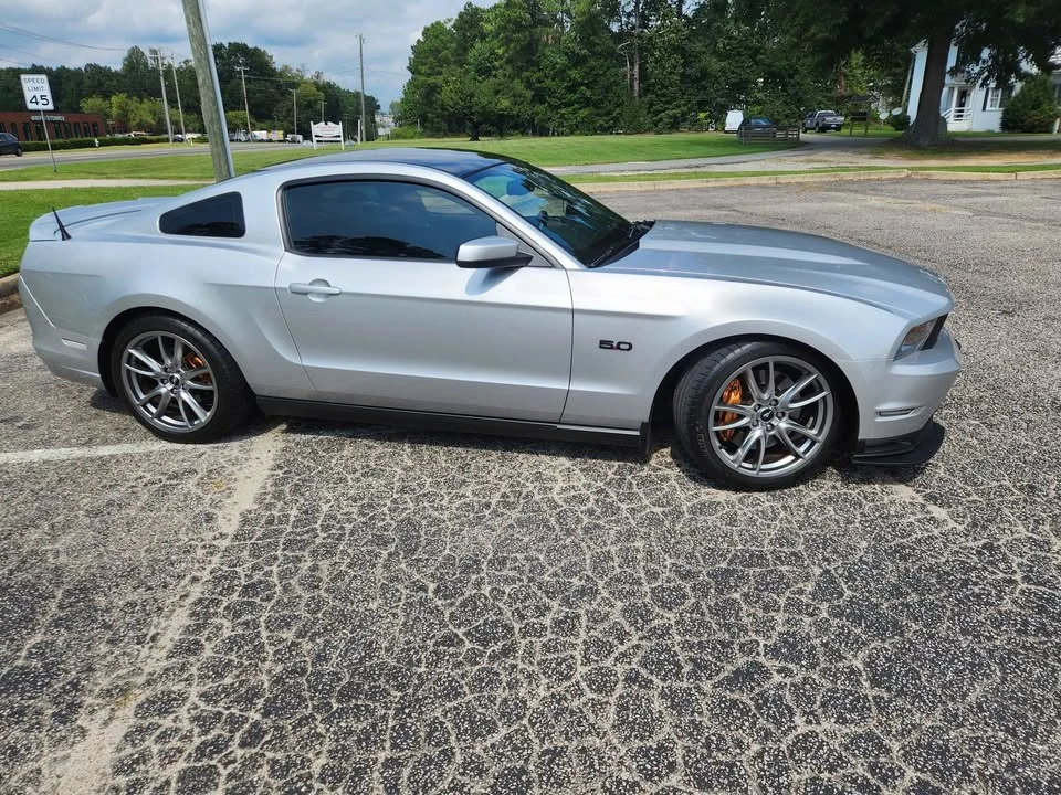 2011 Ford S197 Mustang - Image 4 of 20