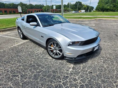 2011 Ford Mustang LX 5.0 Liter Coupe 2D
