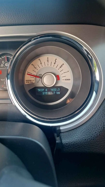 2011 Ford S197 Mustang - Image 3 of 10