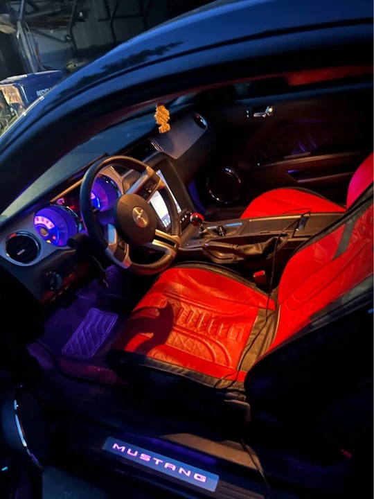 2011 Ford S197 Mustang - Image 5 of 5