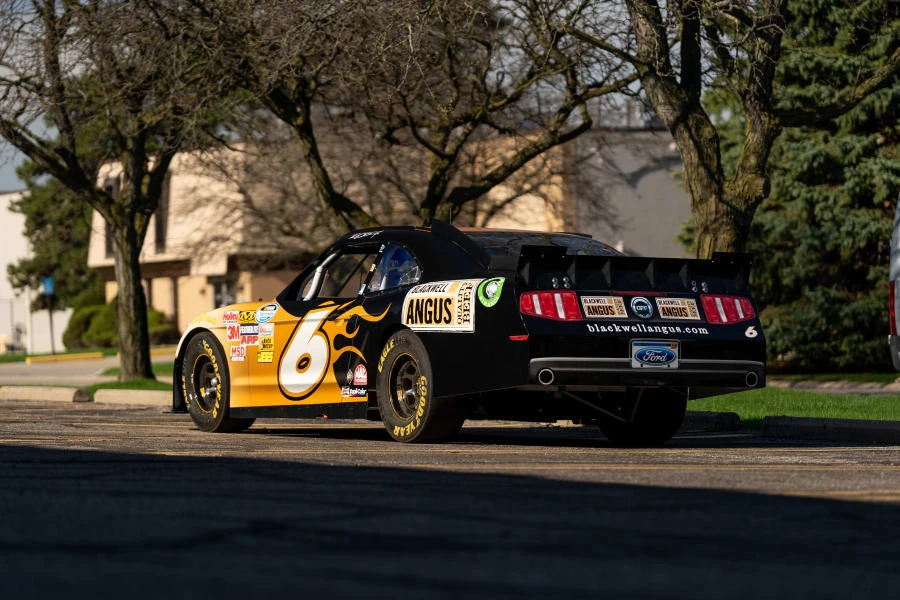 2011 Ford S197 Mustang - Image 7 of 24