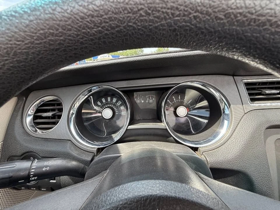 2011 Ford S197 Mustang - Image 12 of 14
