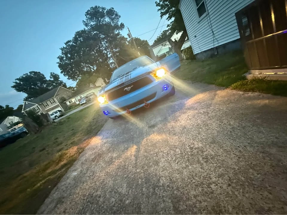 2011 Ford S197 Mustang - Image 3 of 4