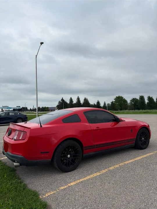 2011 Ford S197 Mustang - Image 4 of 15
