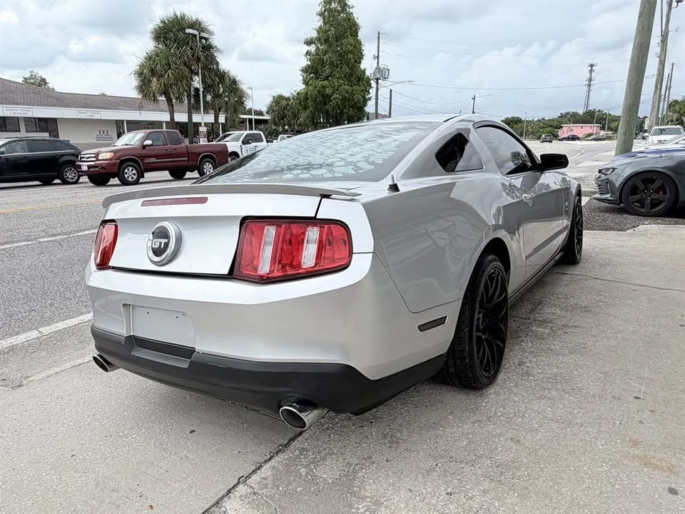 2011 Ford S197 Mustang - Image 4 of 16