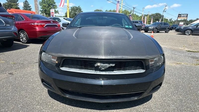 2011 Ford S197 Mustang - Image 2 of 15