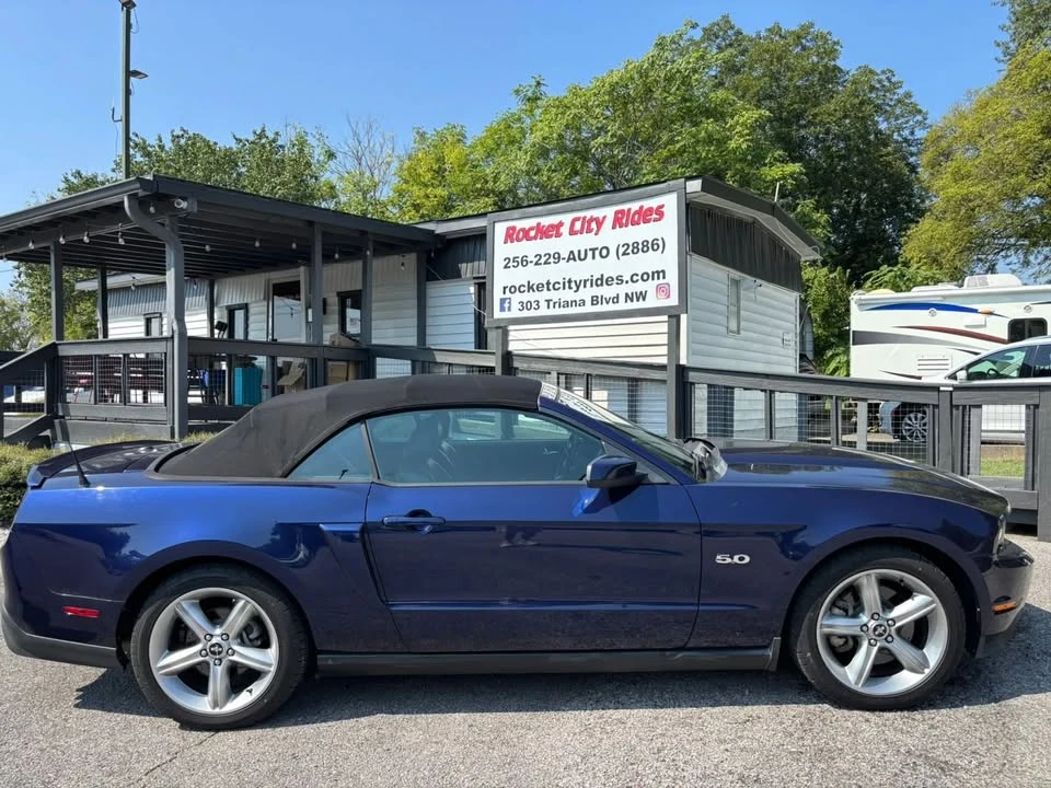2011 Ford S197 Mustang - Image 2 of 20