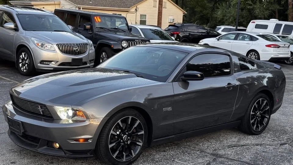 2011 Ford S197 Mustang - Image 3 of 20