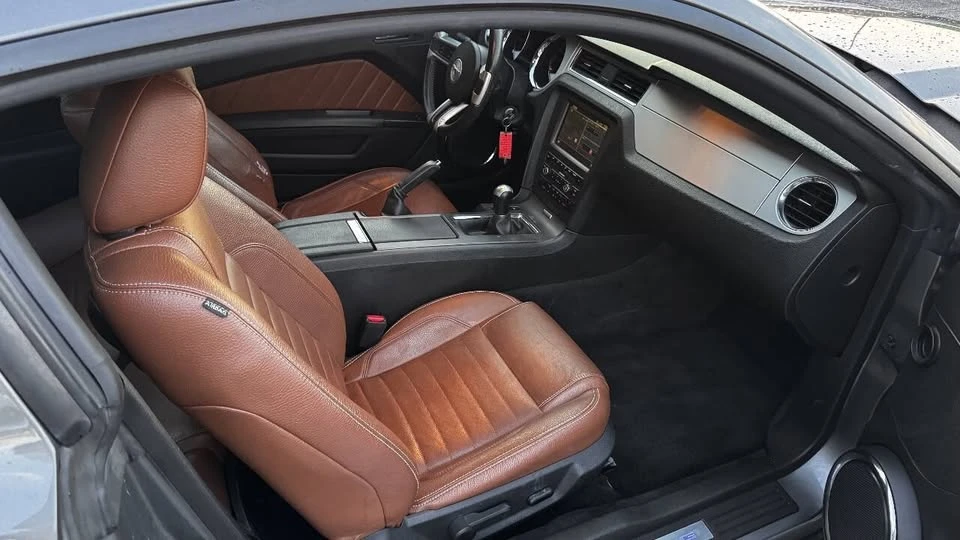 2011 Ford S197 Mustang - Image 12 of 20