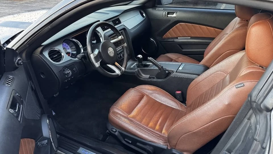 2011 Ford S197 Mustang - Image 7 of 20