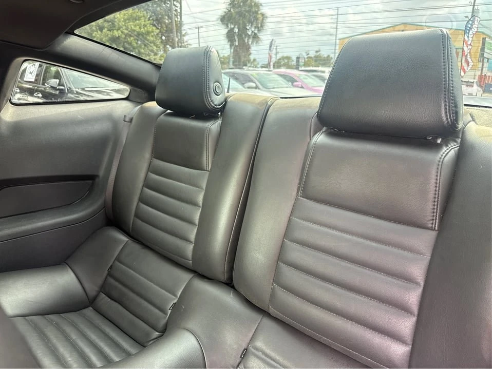 2011 Ford S197 Mustang - Image 10 of 20