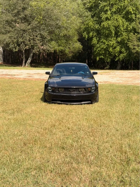 2011 Ford S197 Mustang - Image 2 of 10